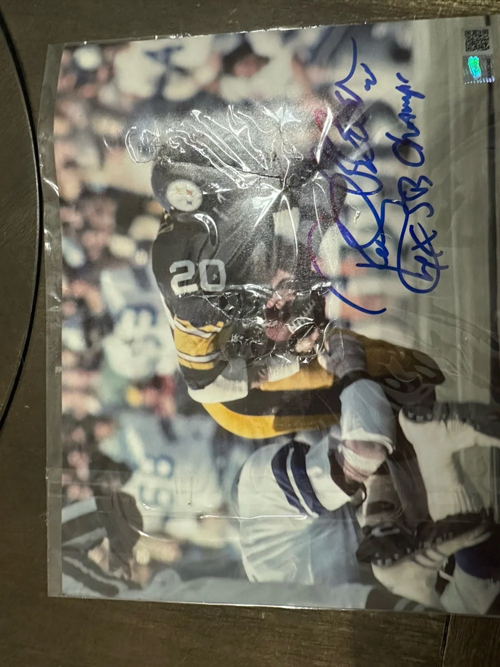 Rocky Bleier Steelers Super Sports Action Photo in Black and Gold - Signed COA